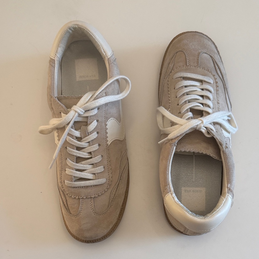 Dolce Vita Women’s Tan and White Sneakers